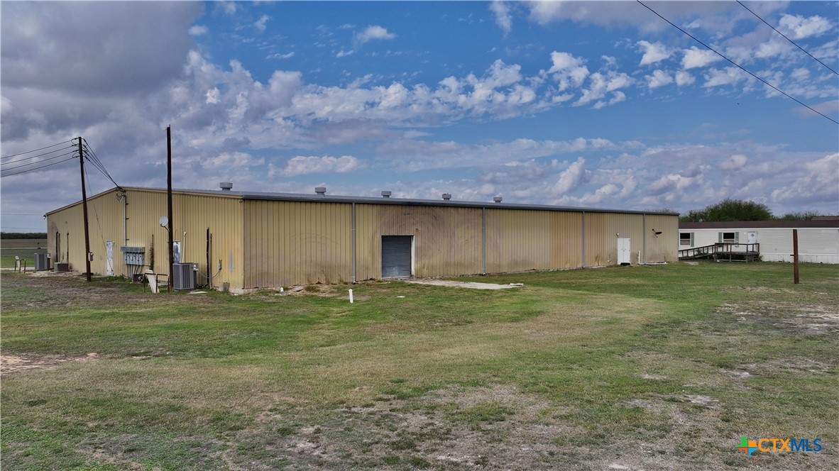 main property photo 9