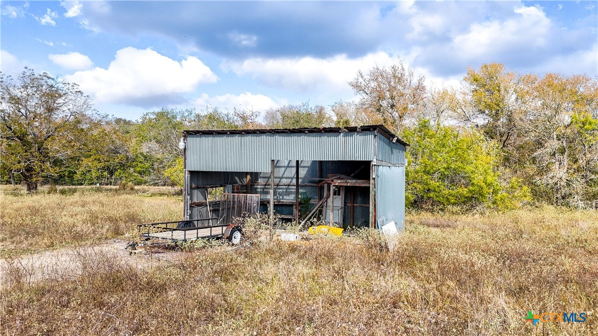 main property photo 35