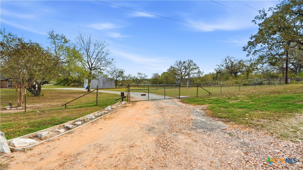 main property photo 45