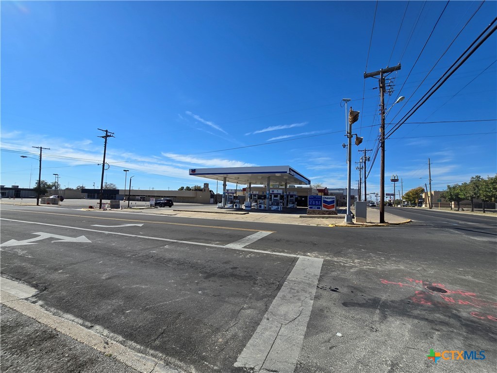 main property photo 21