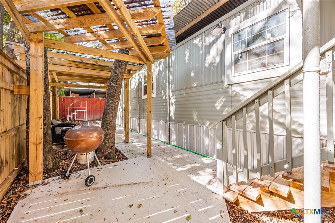 main property photo 24