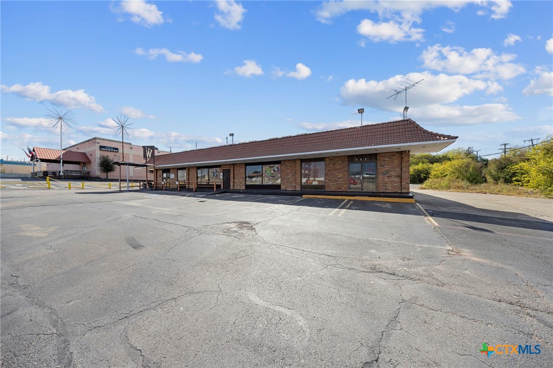 main property photo 32