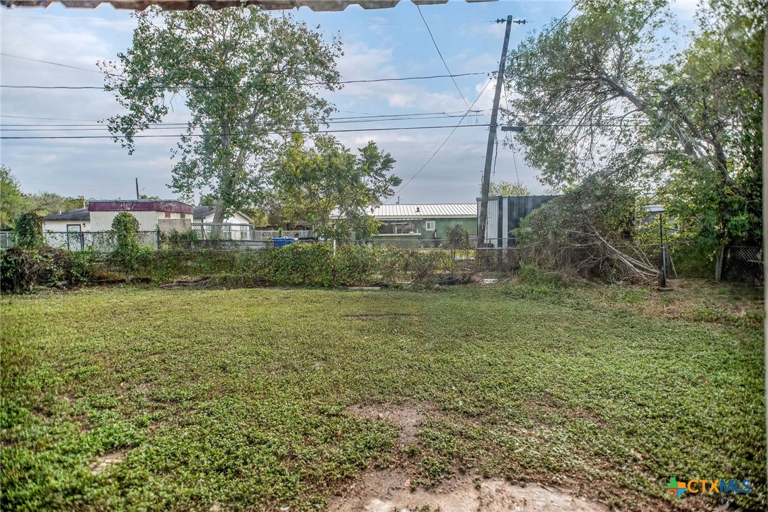 main property photo 27