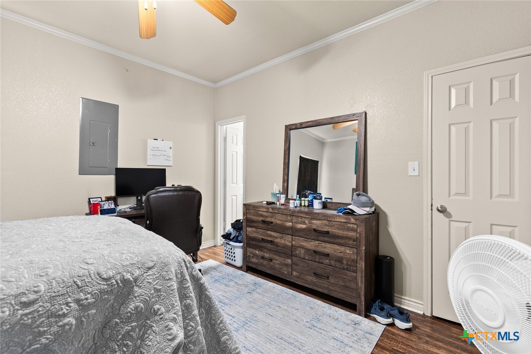 main property photo 15