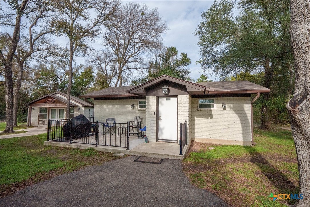 main property photo 37