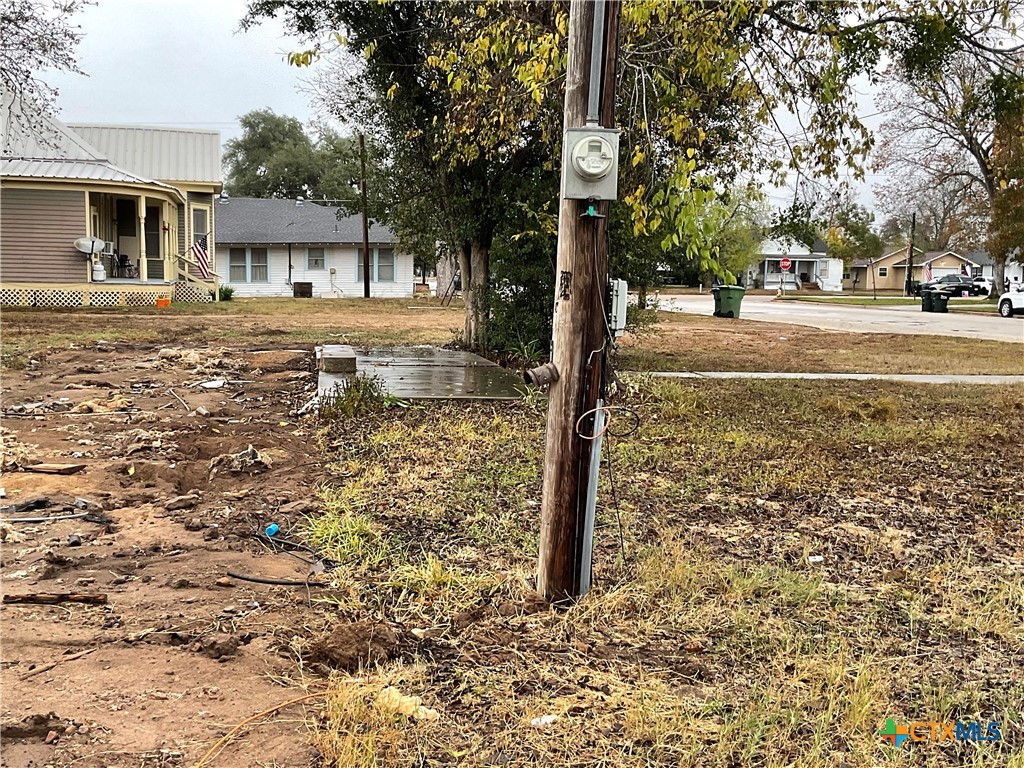 main property photo 11