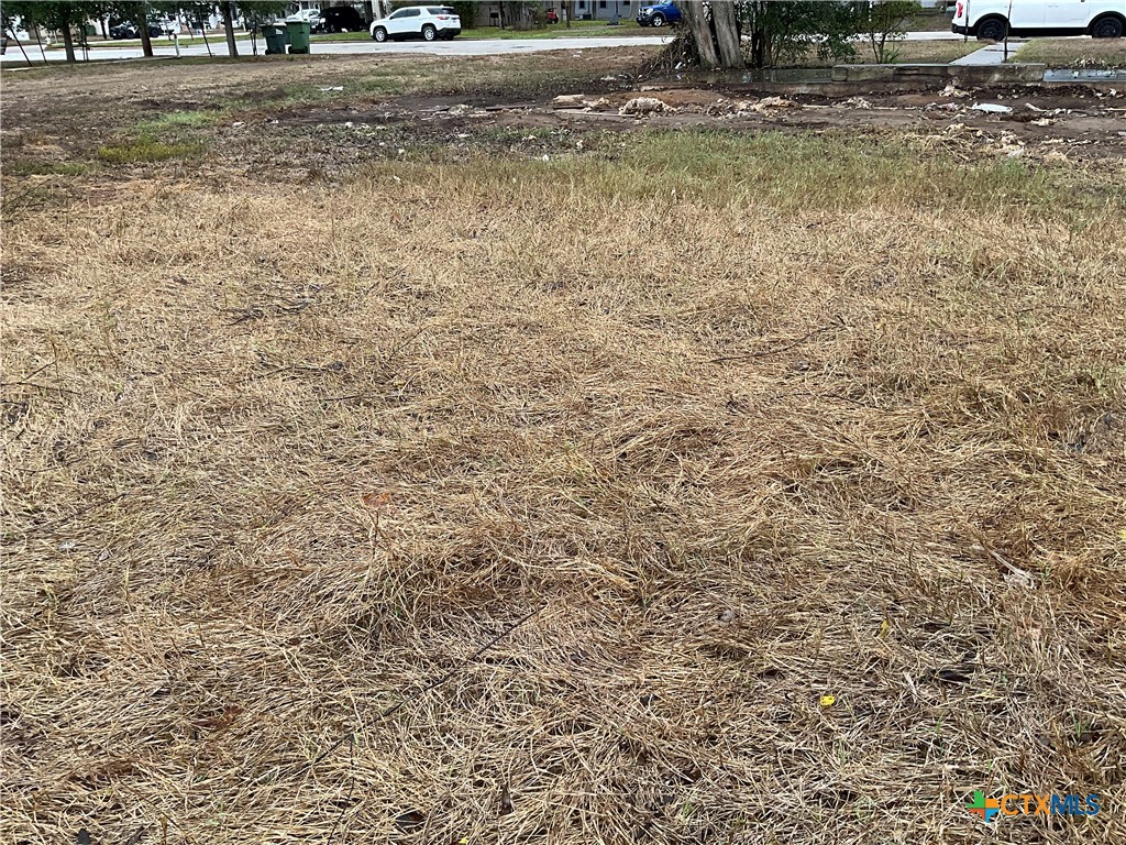 main property photo 13