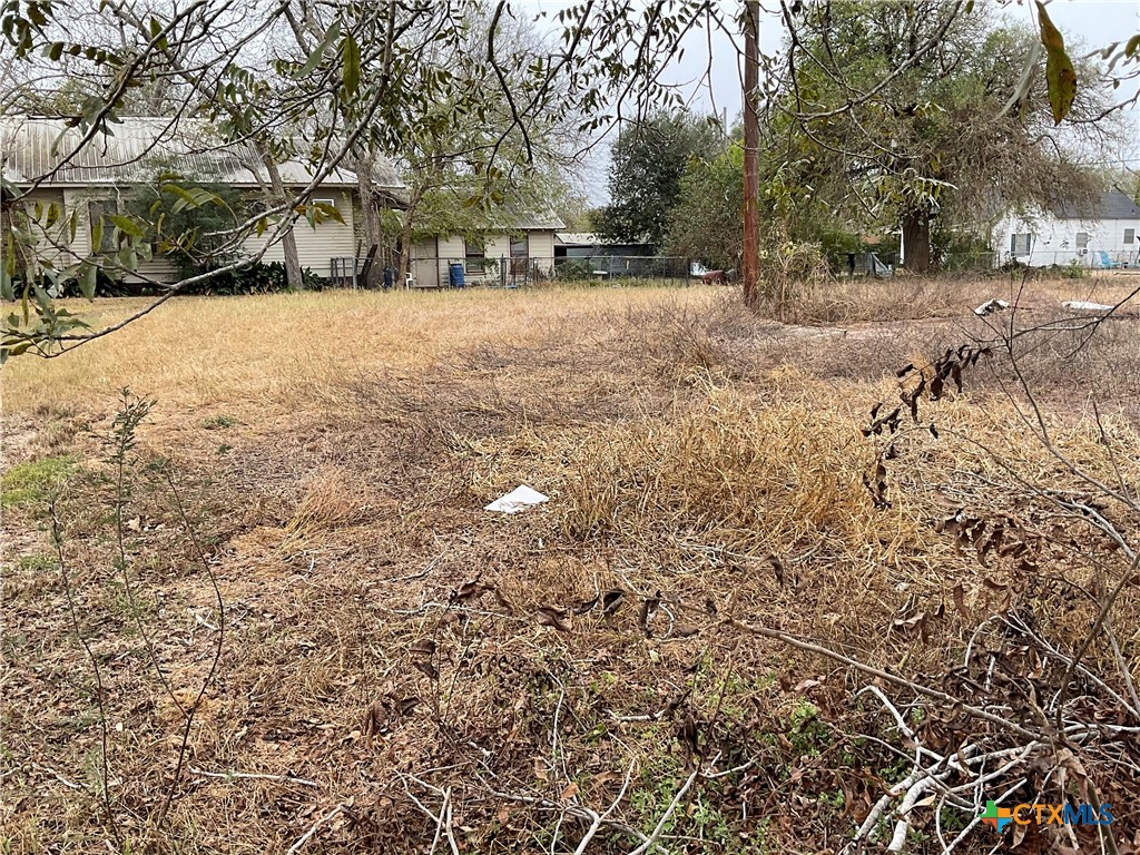 main property photo 6