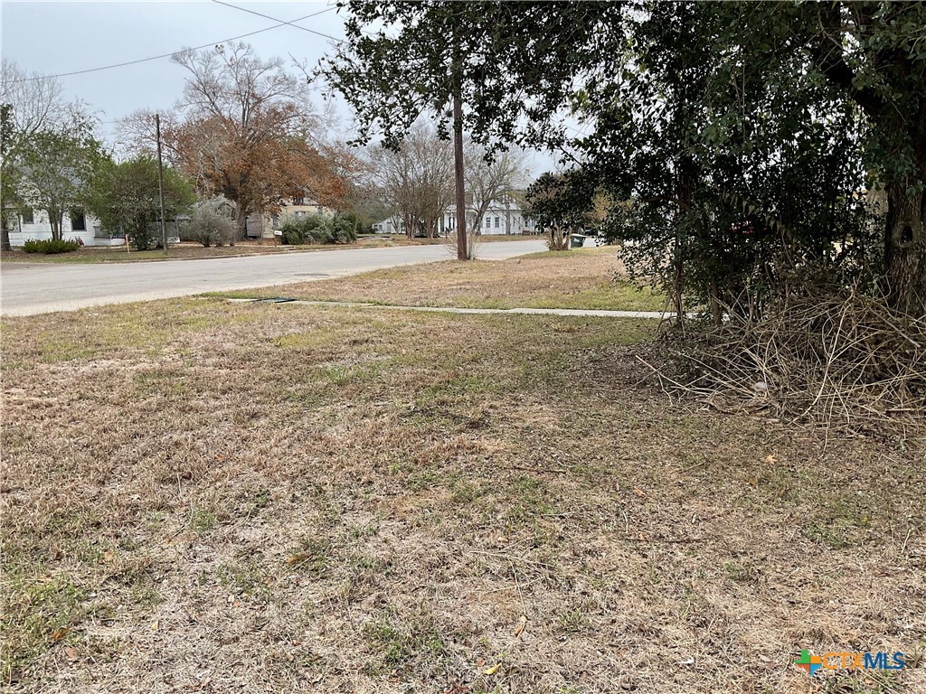 main property photo 8