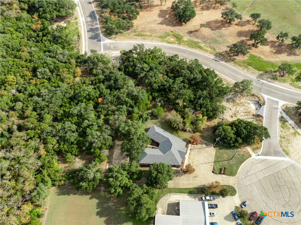 main property photo 35