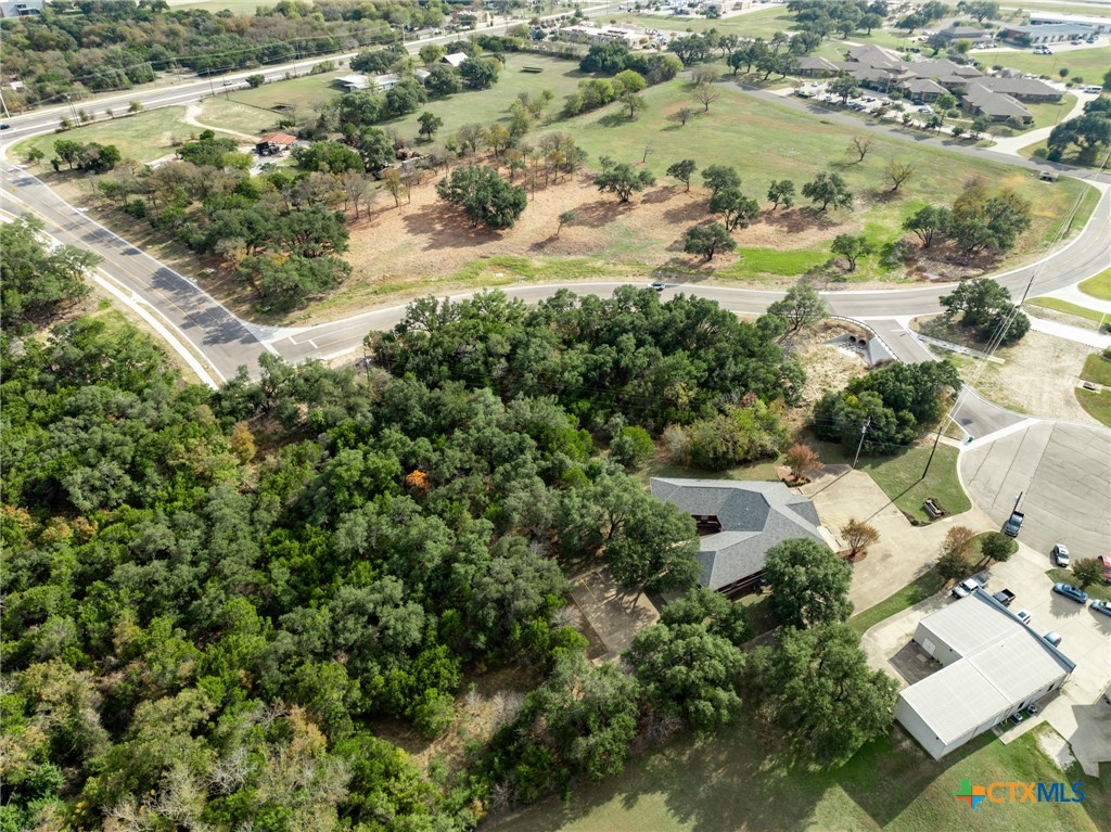 main property photo 39