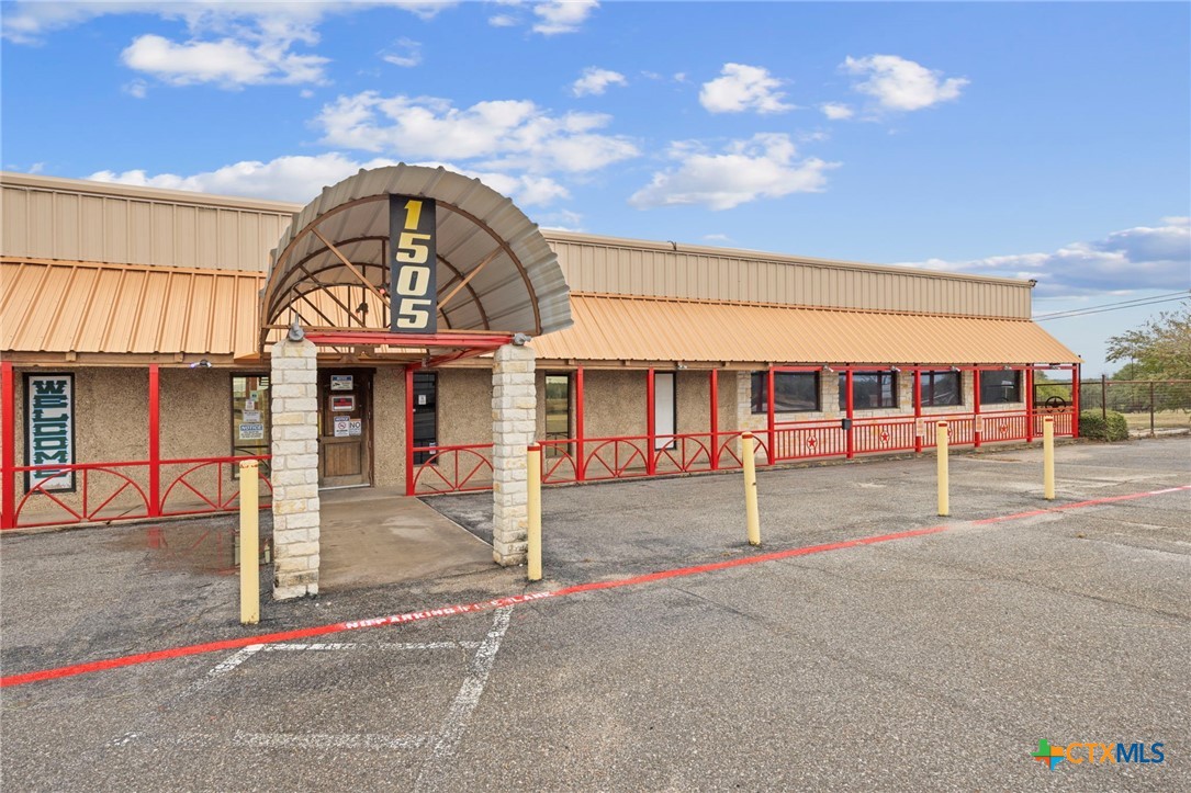 main property photo 2