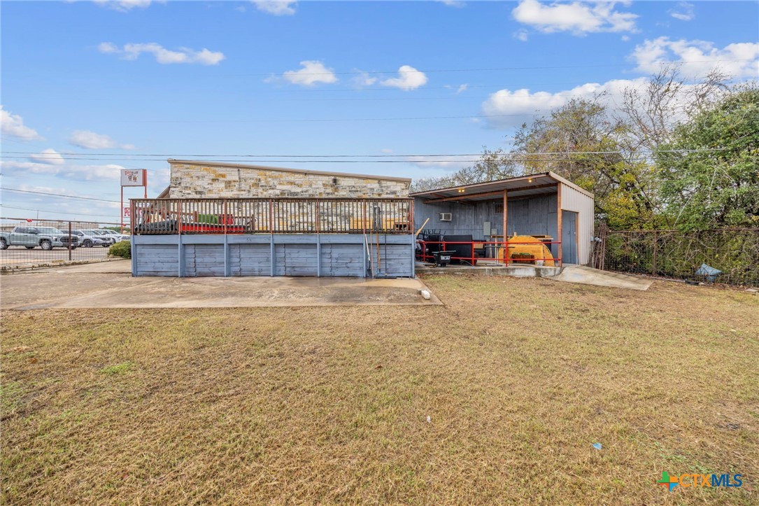 main property photo 23