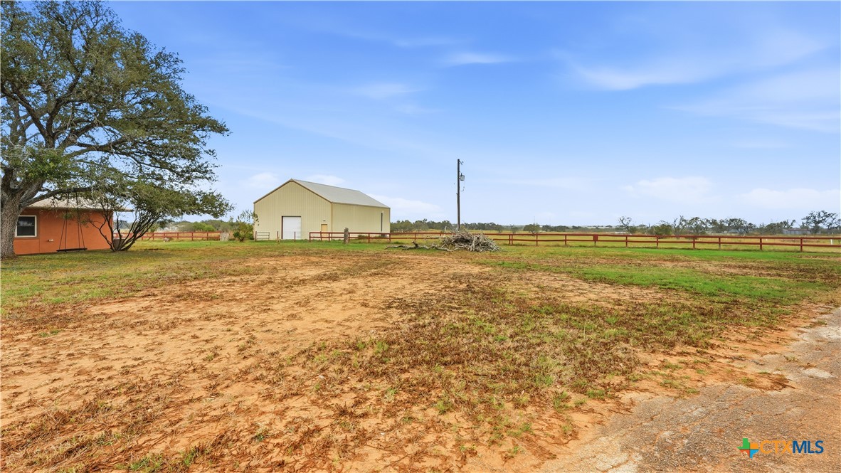 main property photo 10