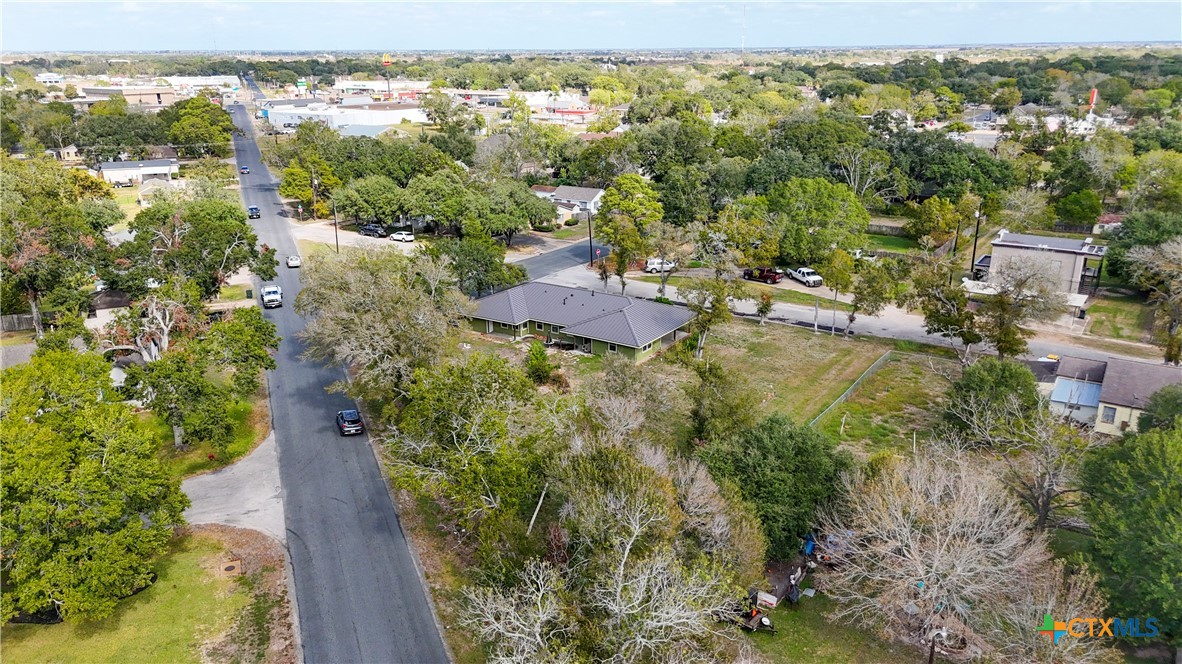 main property photo 39