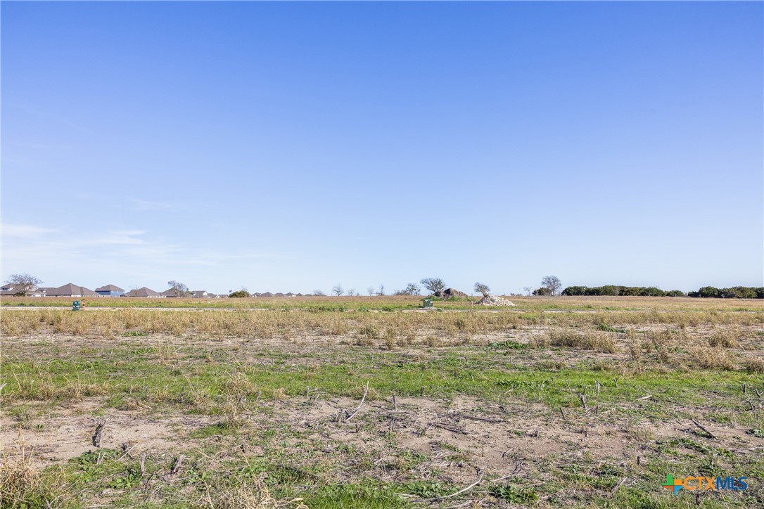 main property photo 16