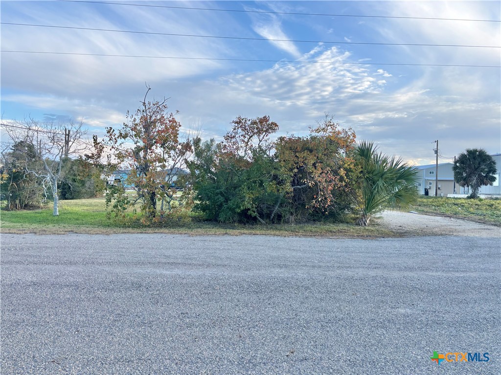 main property photo 6