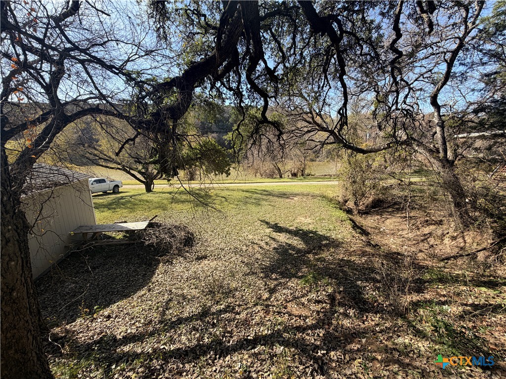 main property photo 11