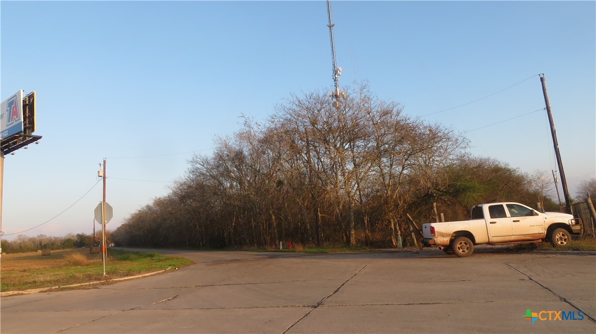 main property photo 15