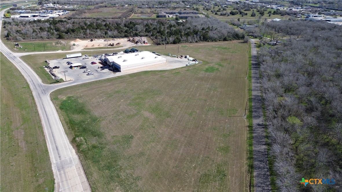 main property photo 29