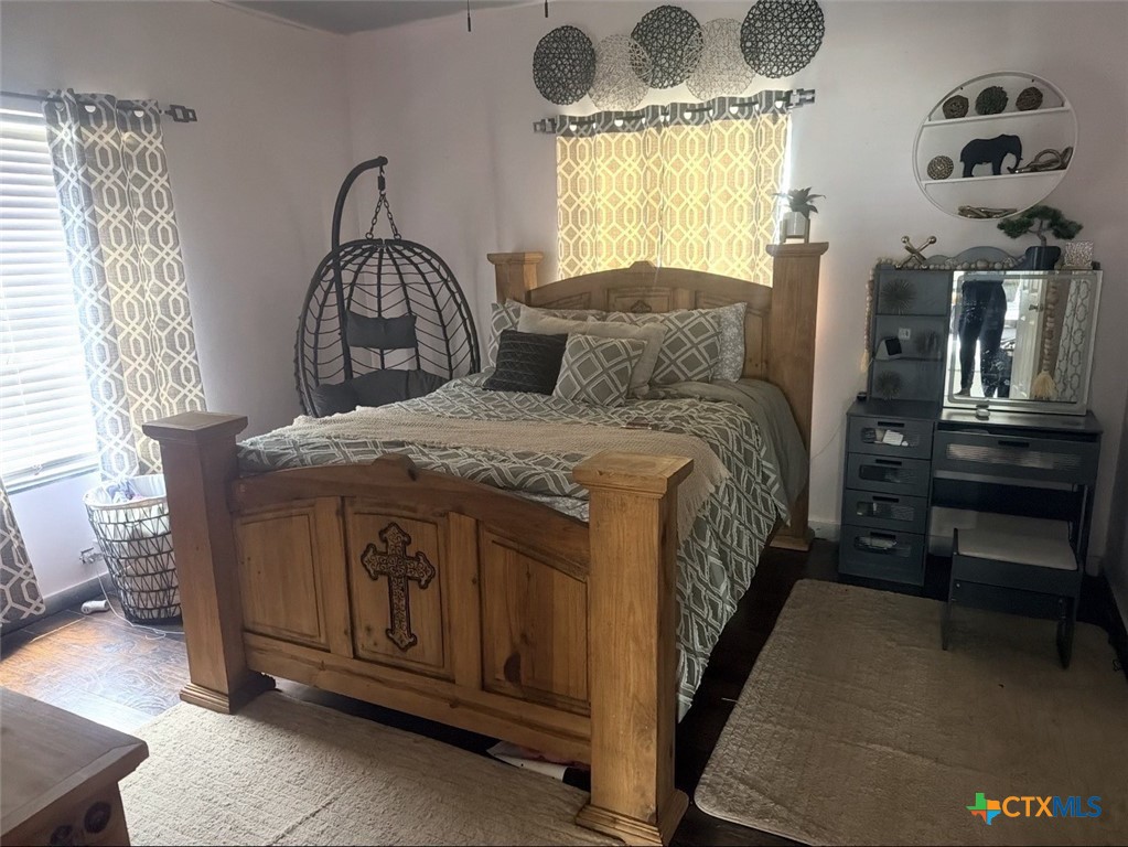 main property photo 10
