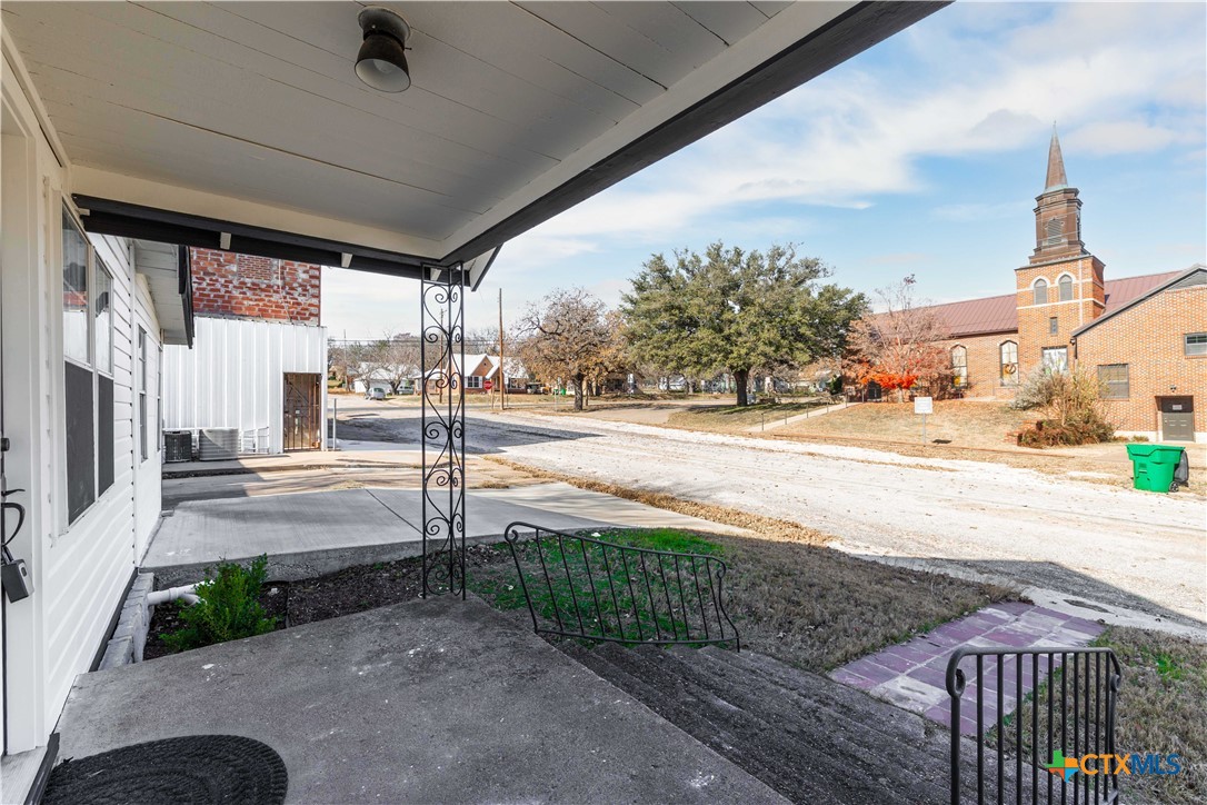 main property photo 20