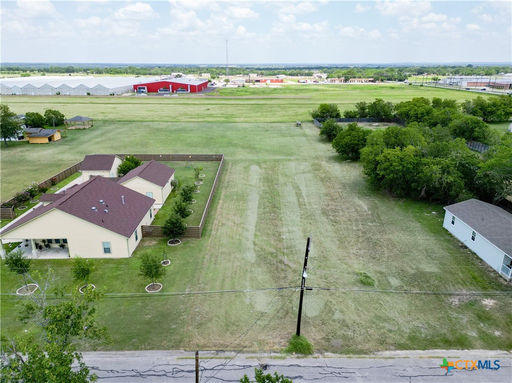 main property photo 6