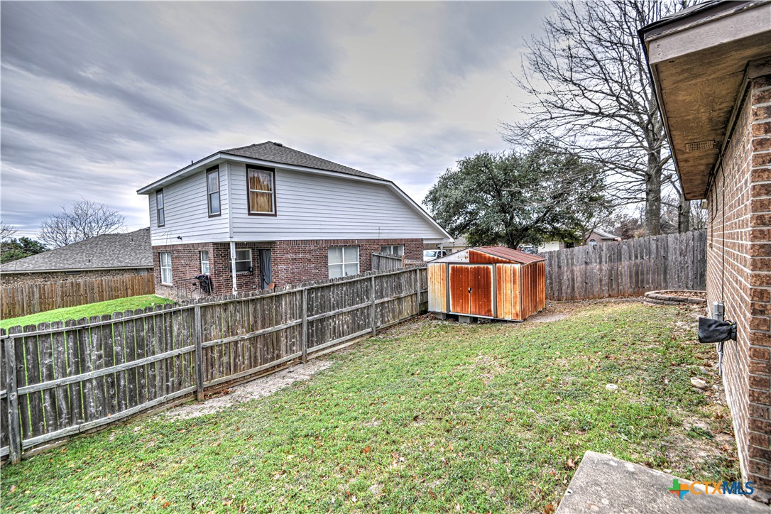 main property photo 25