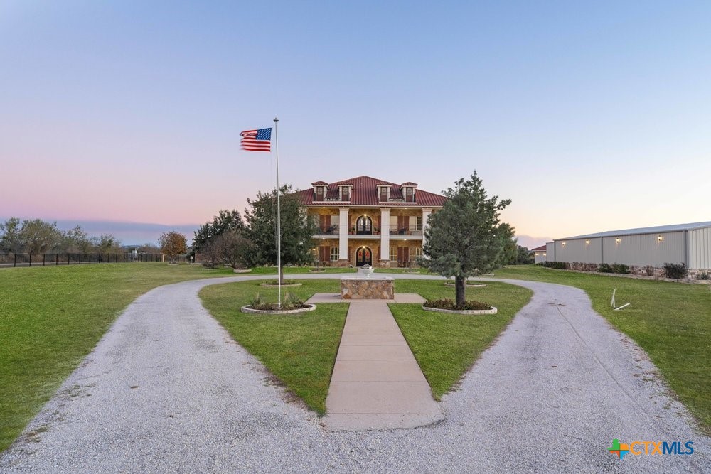 main property photo 11
