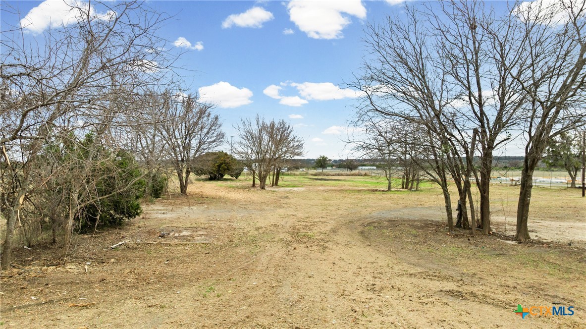 main property photo 12