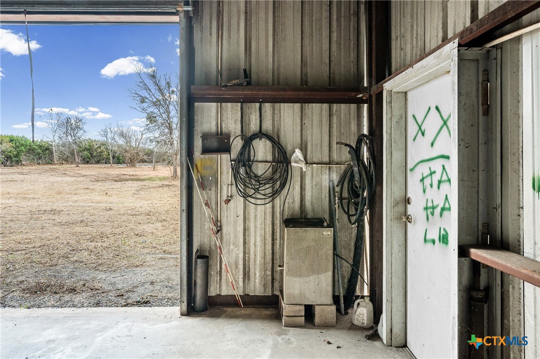 main property photo 16