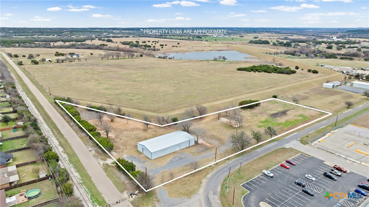main property photo 29