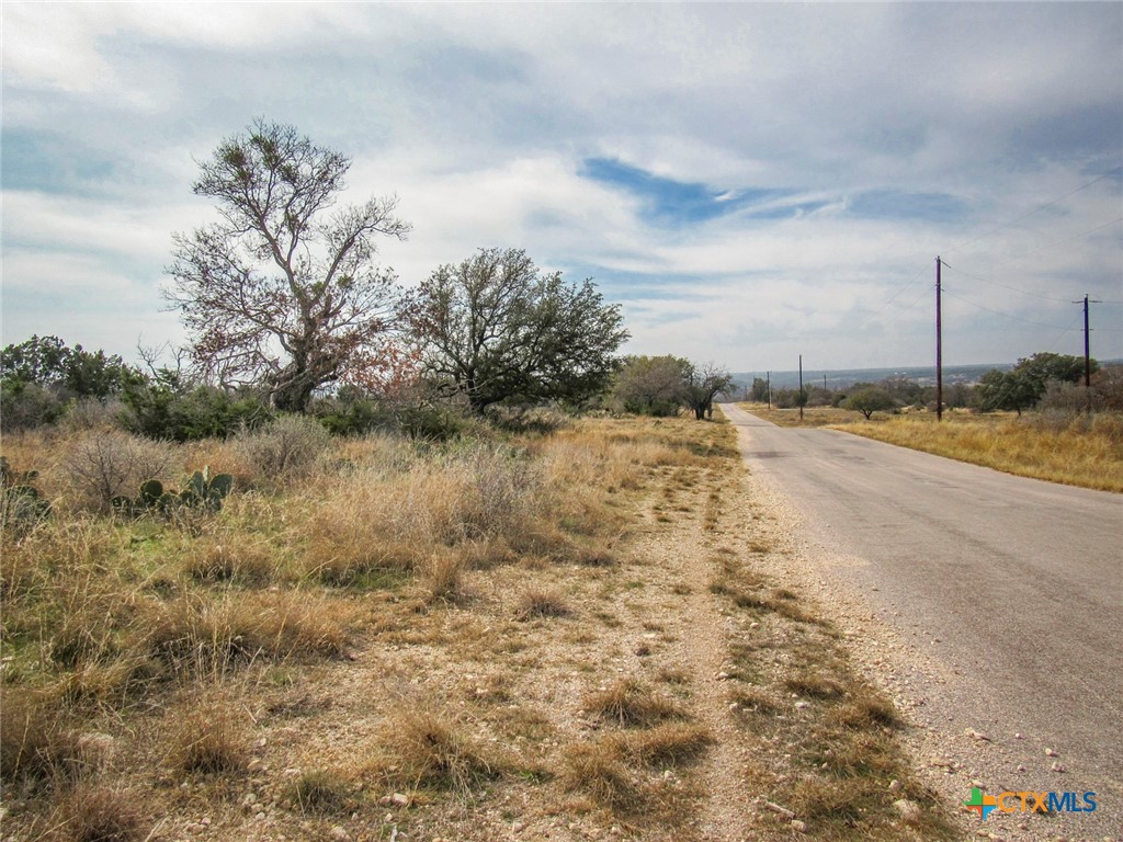 main property photo 18