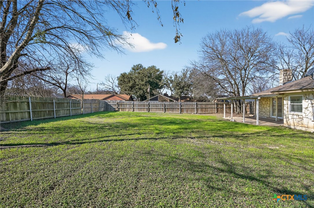 main property photo 6