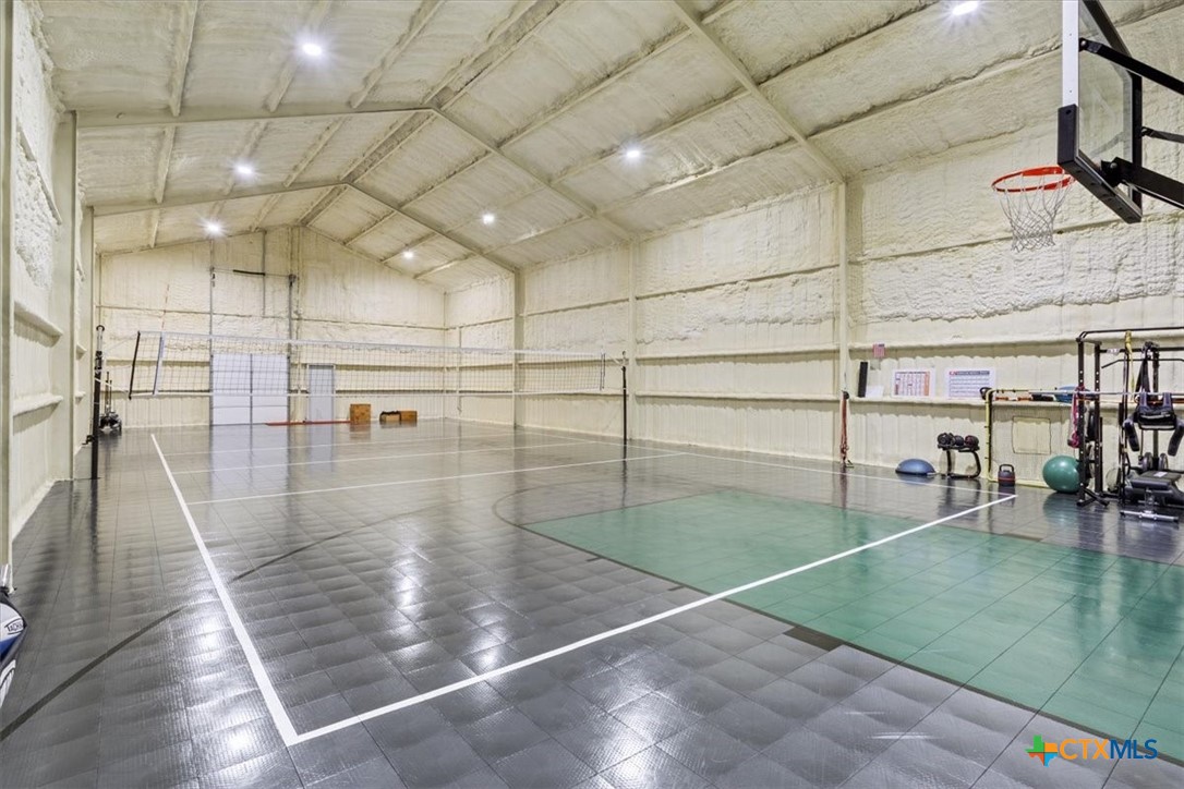 main property photo 45
