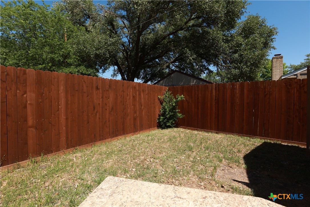 main property photo 22