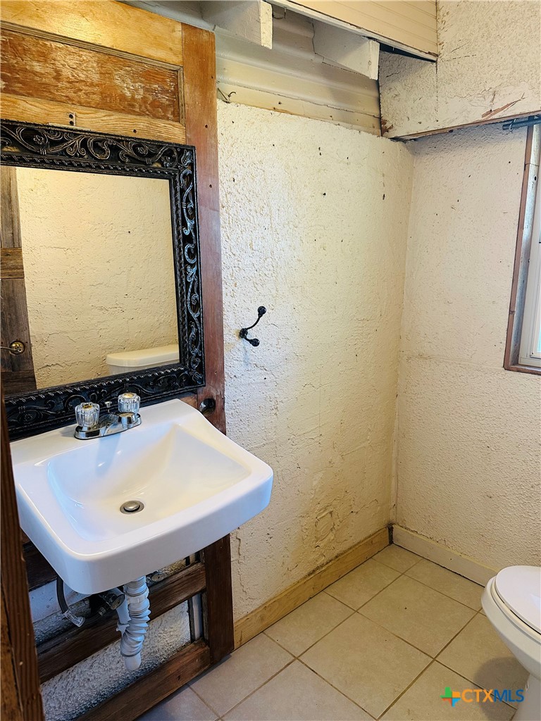 main property photo 13