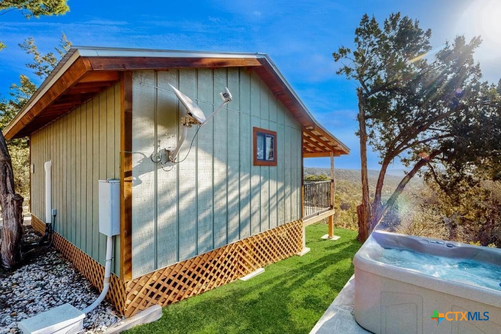 main property photo 16