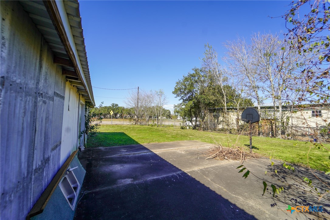 main property photo 21