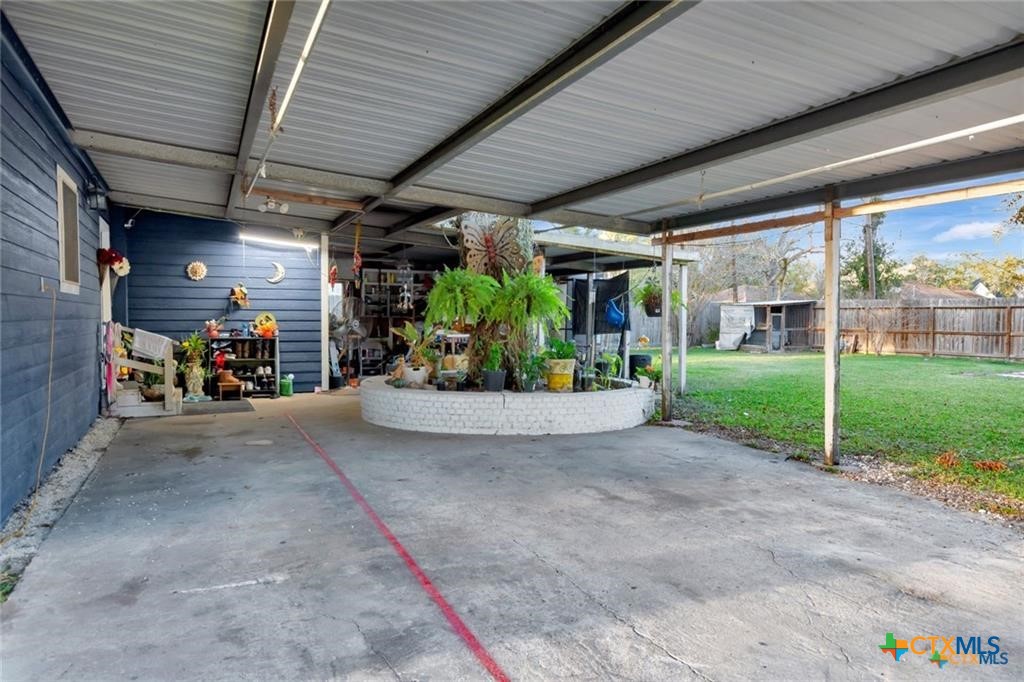 main property photo 39