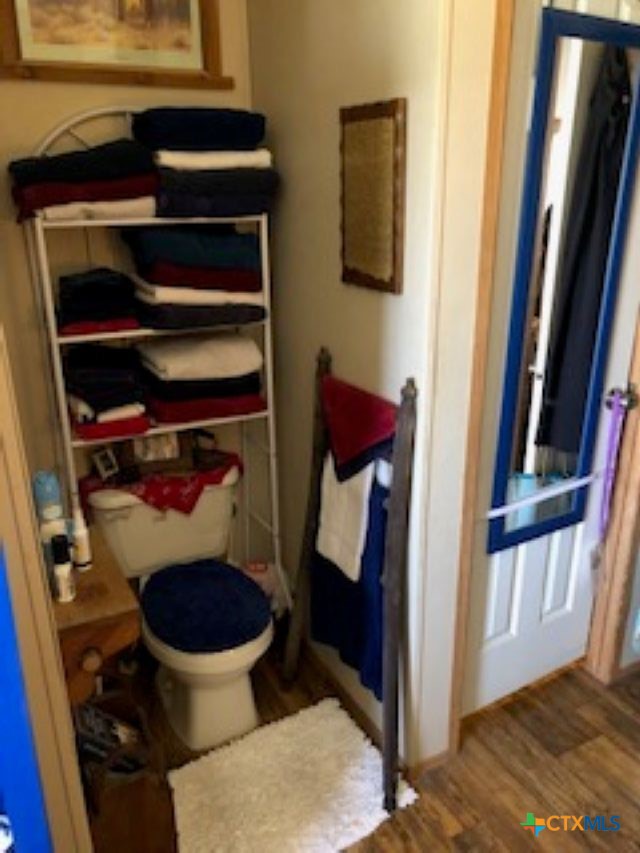 main property photo 9
