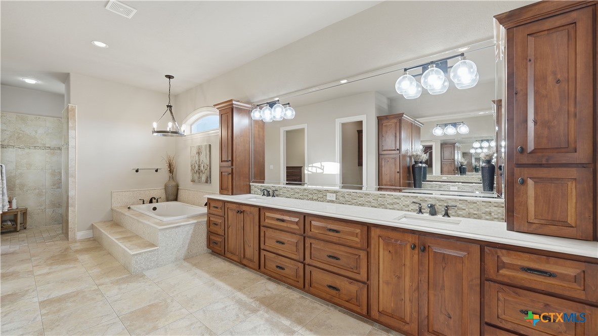 property viewer photo 38