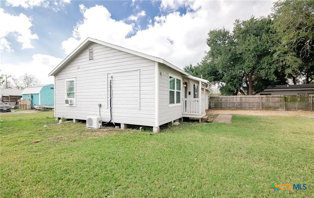 main property photo 32
