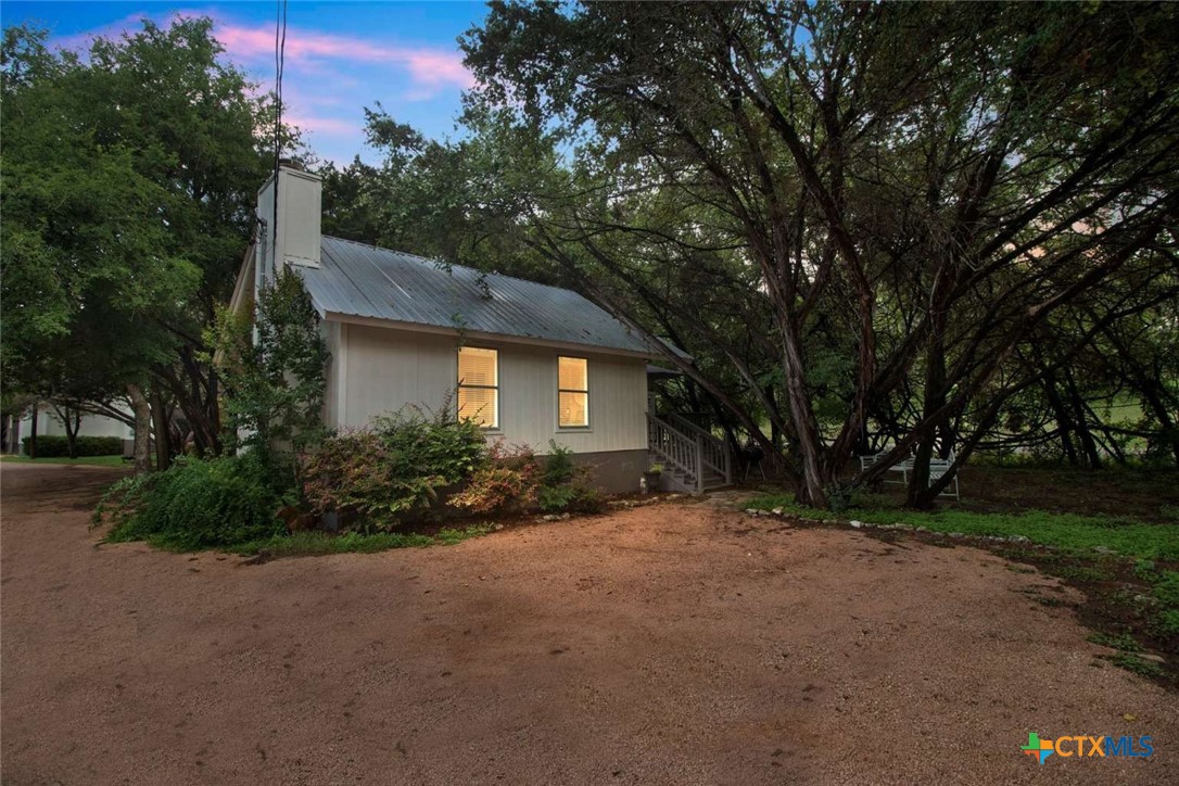 main property photo 22