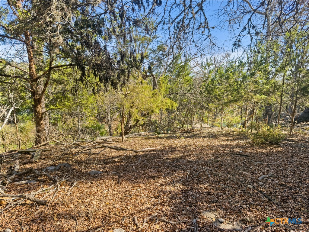main property photo 11