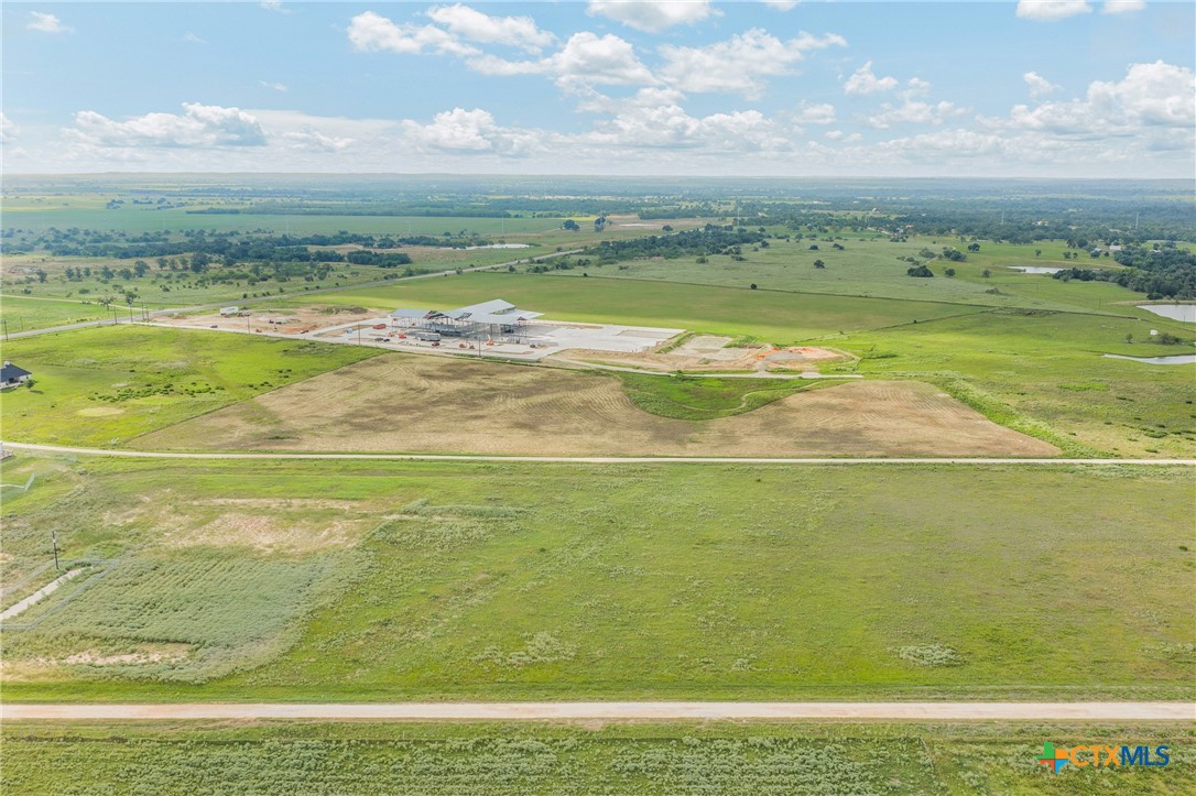 main property photo 11