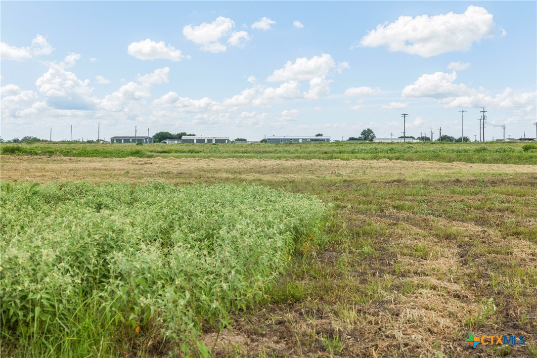 main property photo 19