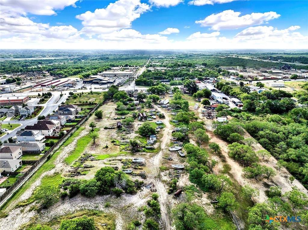main property photo 11