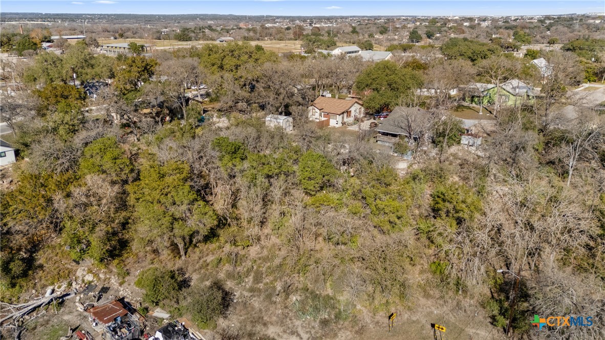 main property photo 16