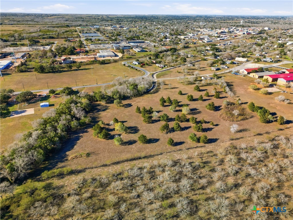 main property photo 10